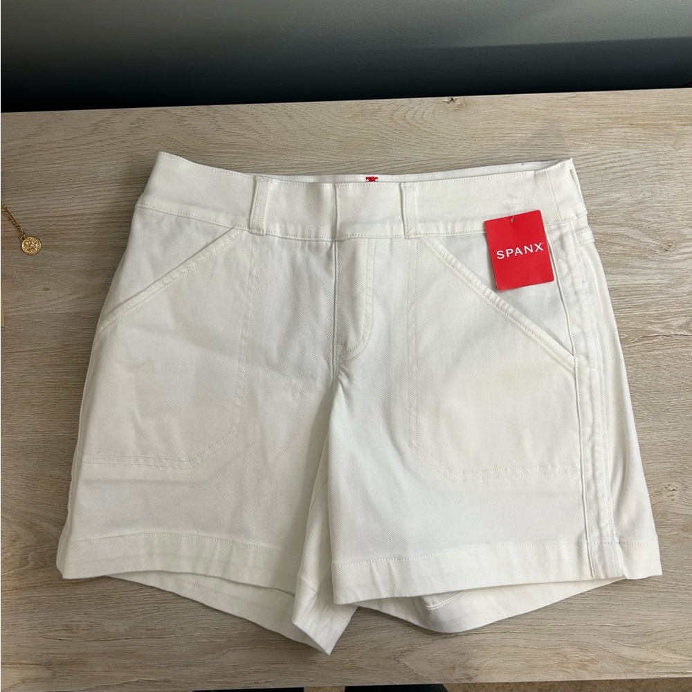 Spanx Stretch twill shorts Size XS